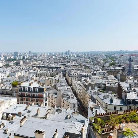 In Front Of Sacre Coeur - 2 Bedrooms In Last Floor Apartment *