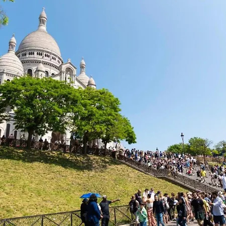 In Front Of Sacre Coeur - 2 Bedrooms In Last Floor Paris
